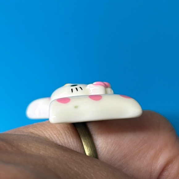 🖤New💕Barbie x Hello Kitty handcrafted ring - Picture 5 of 9